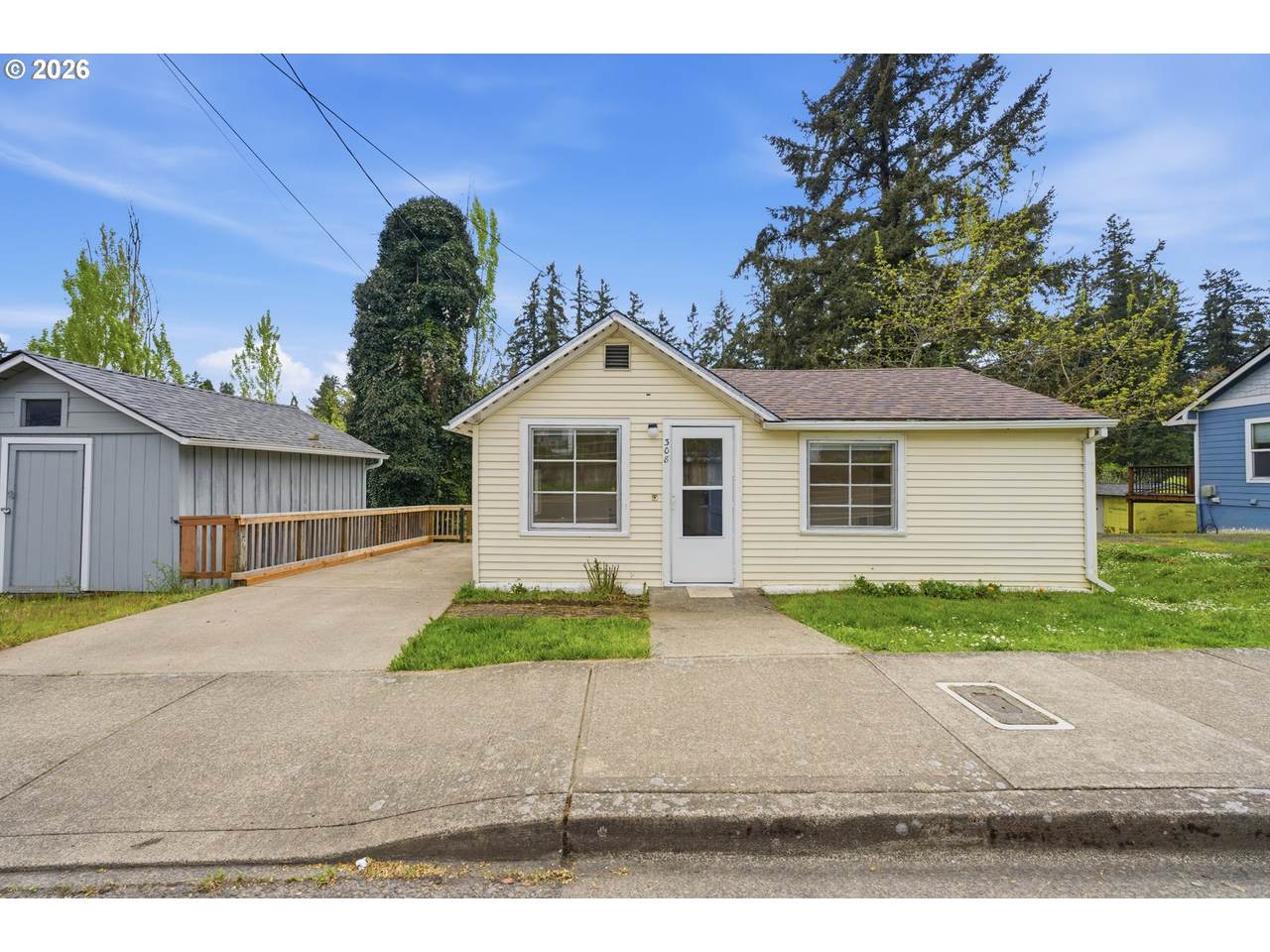 308 2ND St - Photo 1