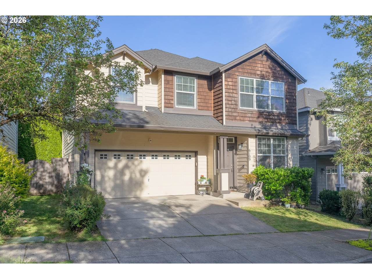 6109 60TH Ave - Photo 1