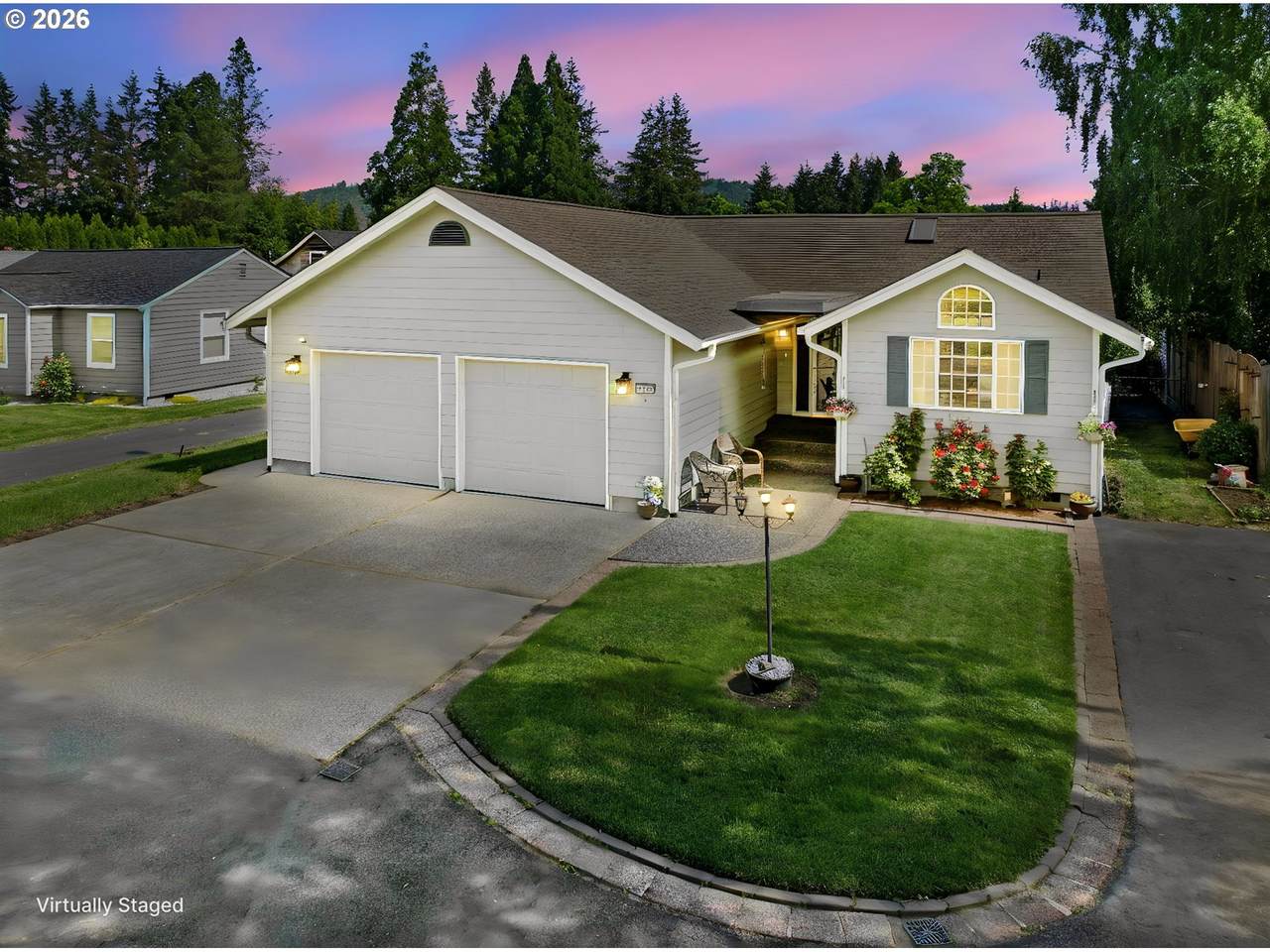 3206 Olympia Way - Photo 1