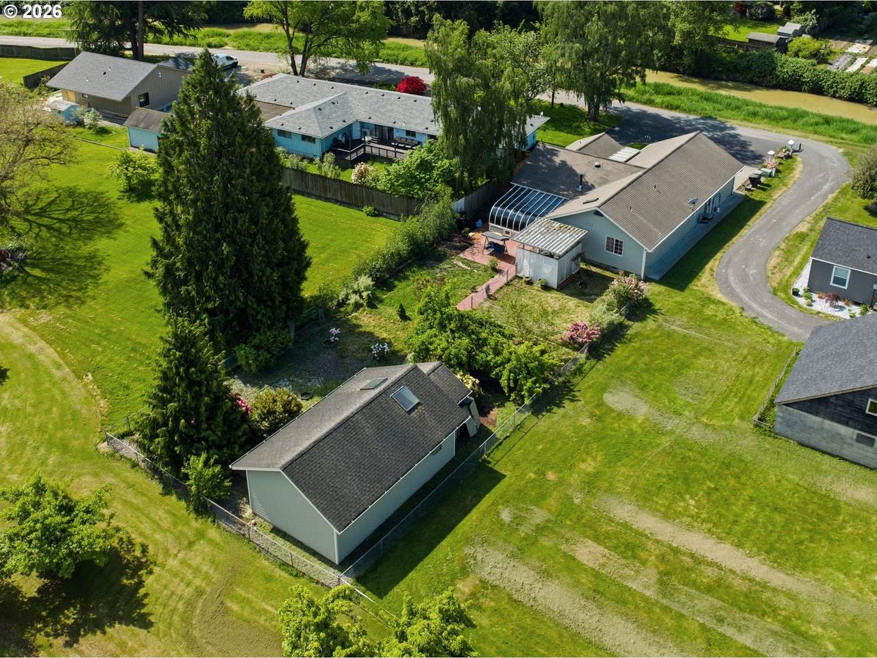 https://bt-photos.global.ssl.fastly.net/portland/1280_boomver_1_480750068-2.jpg