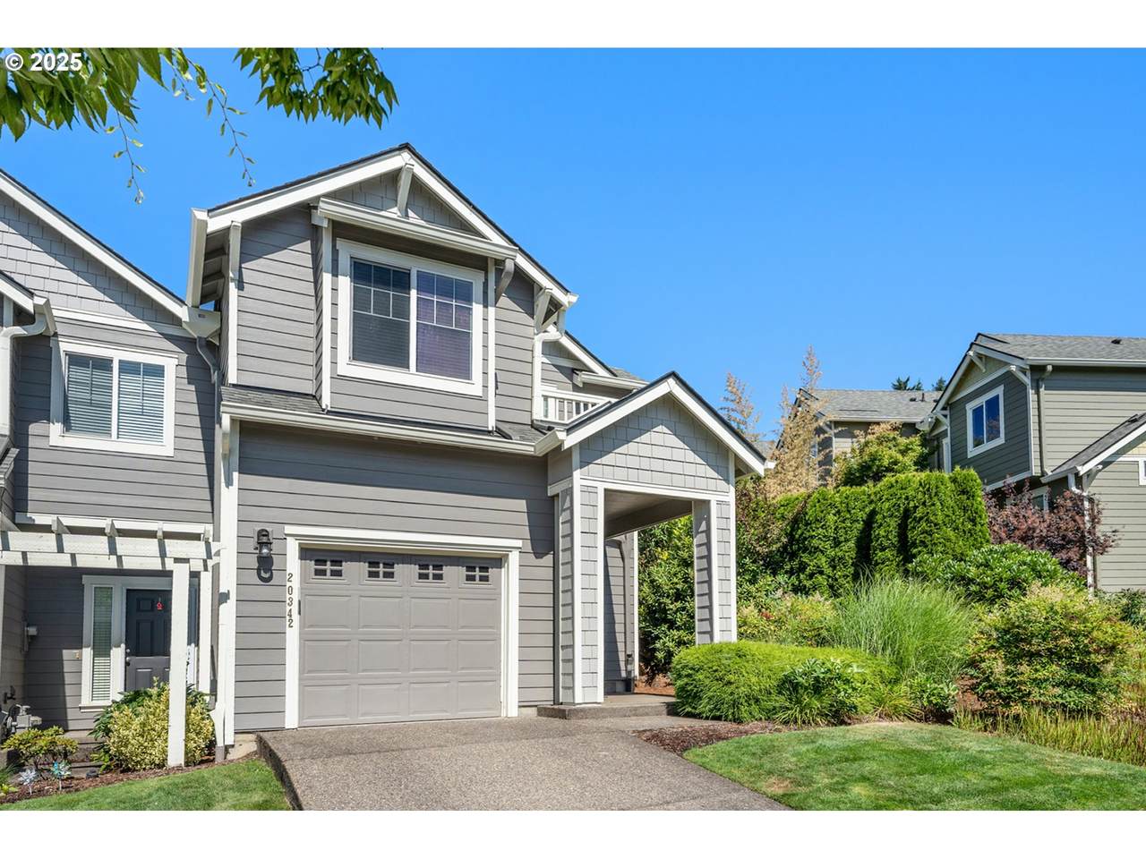 20342 Hoodview Ave - Photo 1