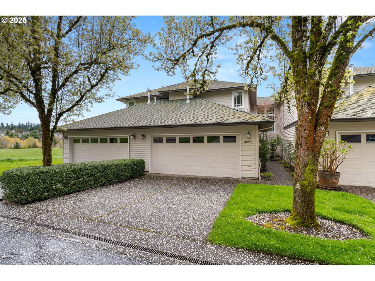 21955 Chelan Loop - Photo 1