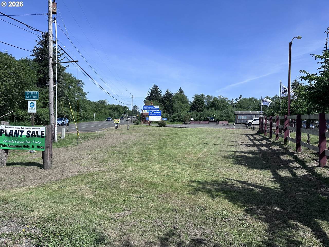 2685 Roosevelt Dr - Photo 1