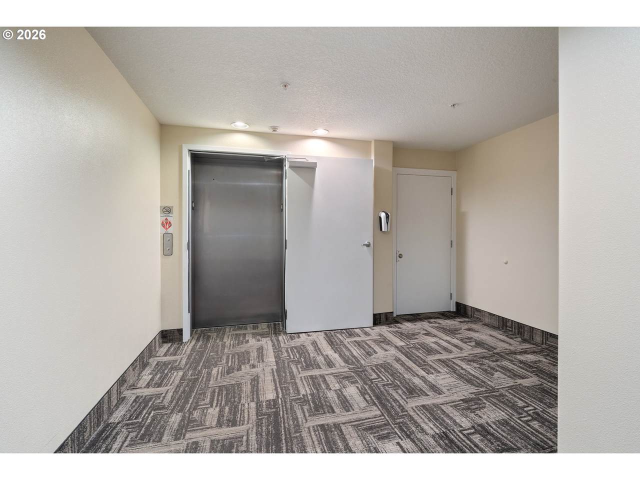 https://bt-photos.global.ssl.fastly.net/portland/1280_boomver_1_482746941-2.jpg
