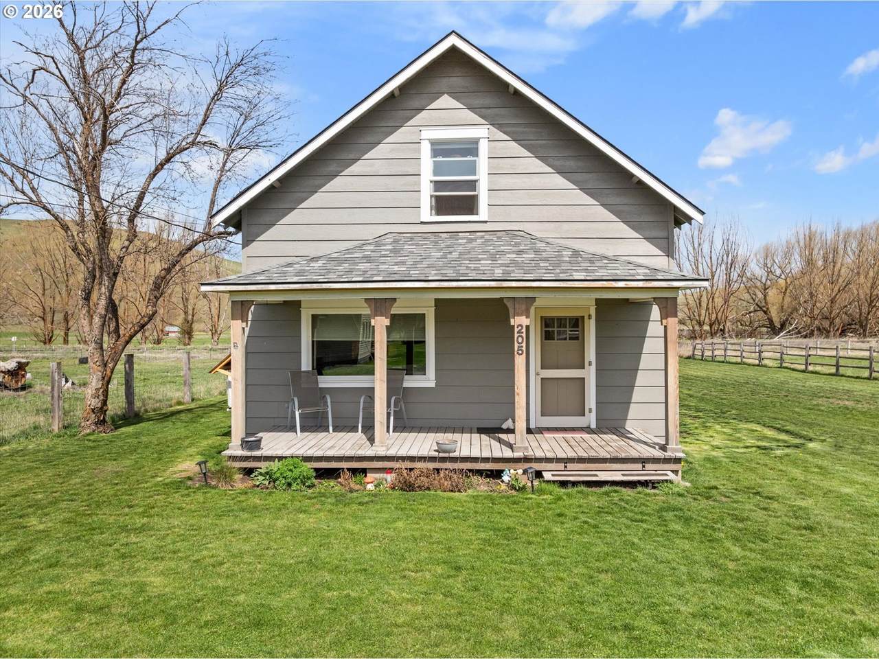 205 Riverside Ave - Photo 1