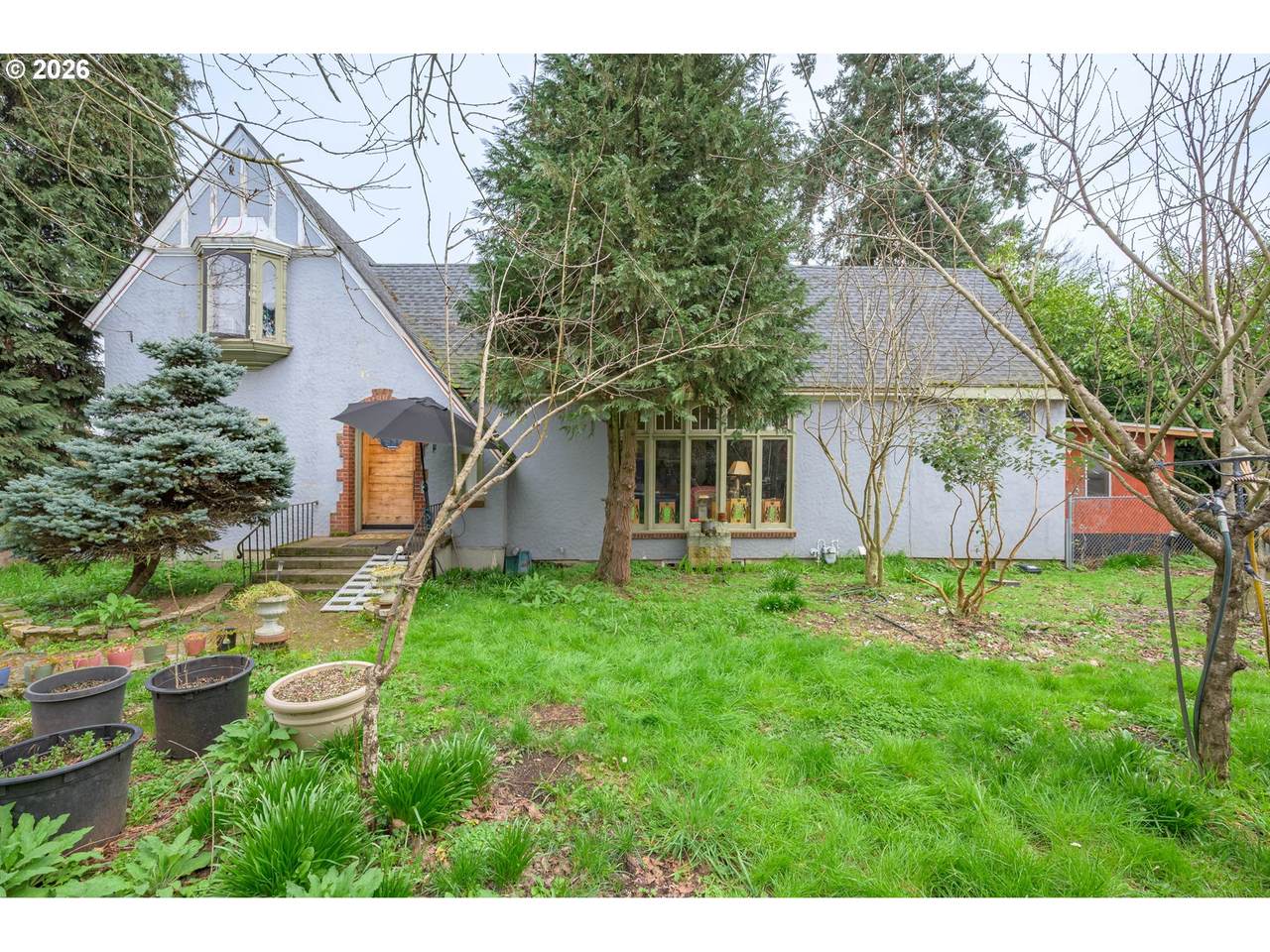 325 River Rd - Photo 1