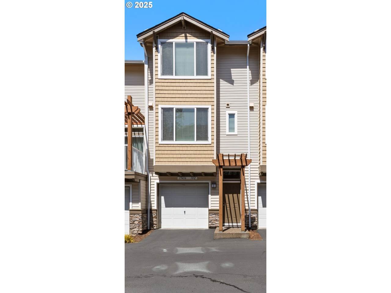 15416 Mallard Dr - Photo 1