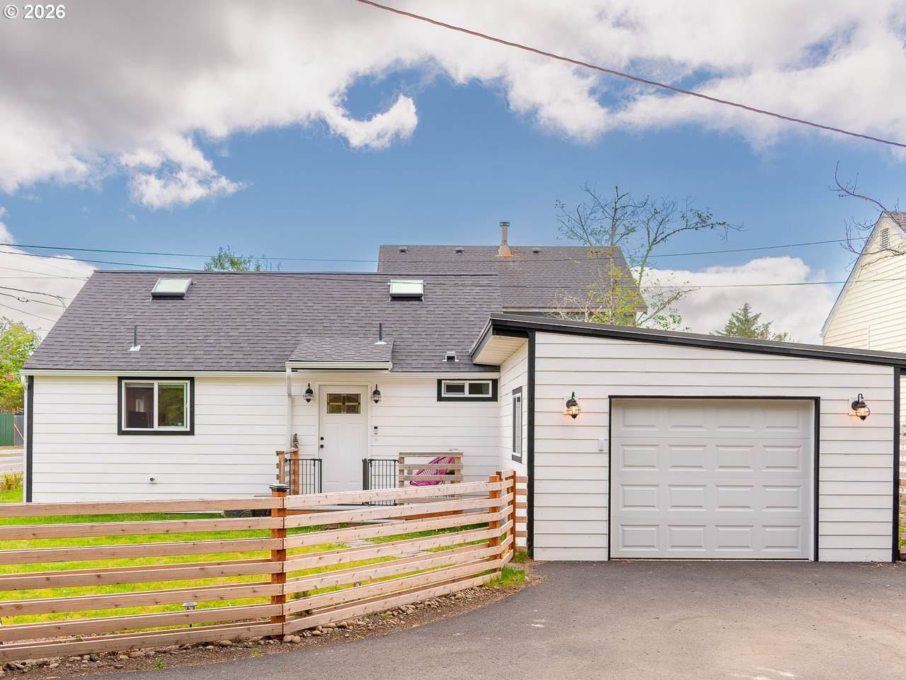 1386 Avenue U - Photo 1