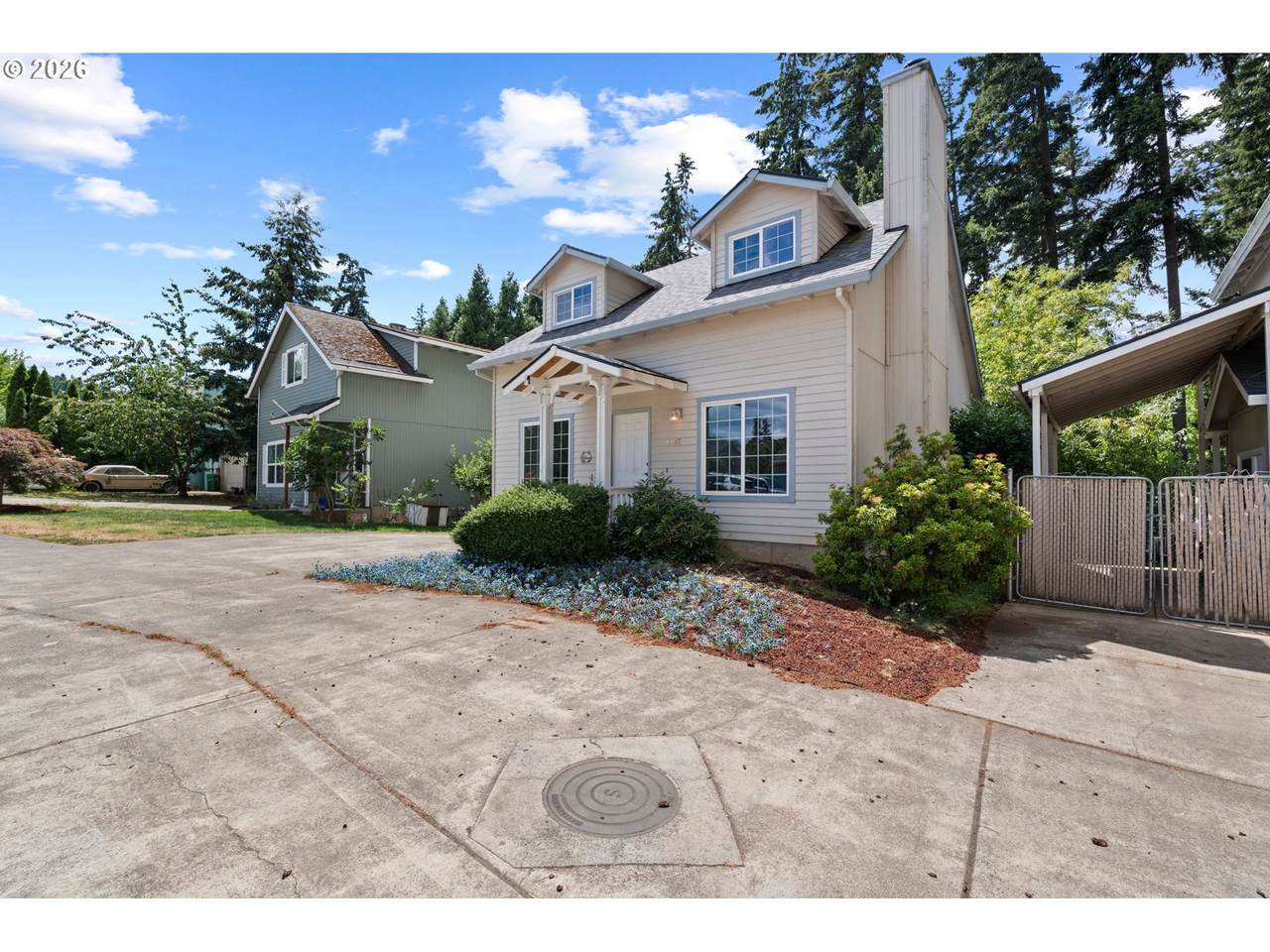 https://bt-photos.global.ssl.fastly.net/portland/1280_boomver_1_485667280-2.jpg