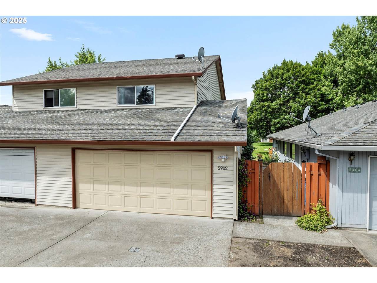 2902 Caples Ave - Photo 1