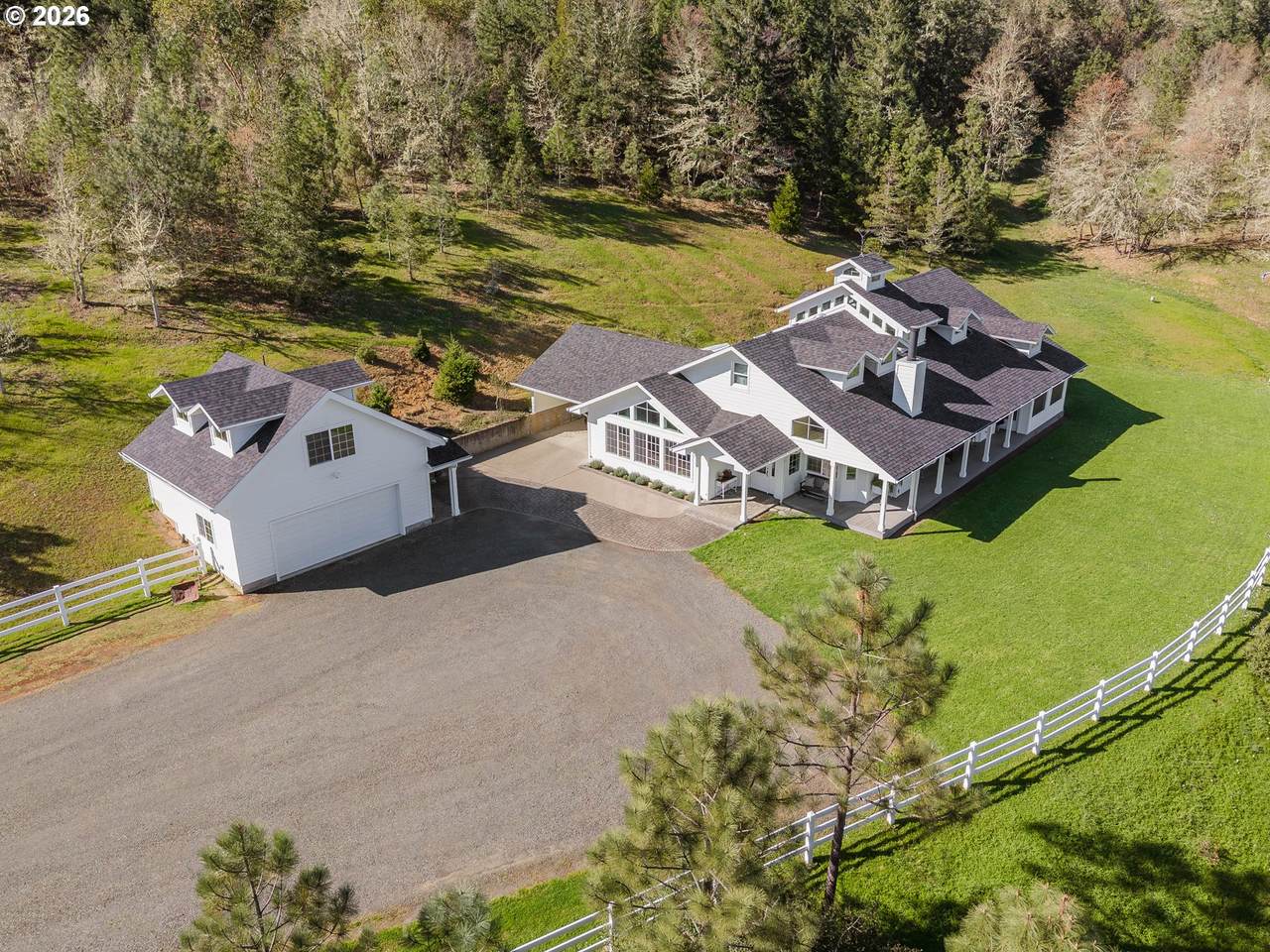 3849 Cole Rd - Photo 1