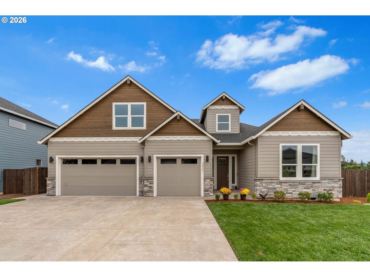 2401 Foxtrot St - Photo 1