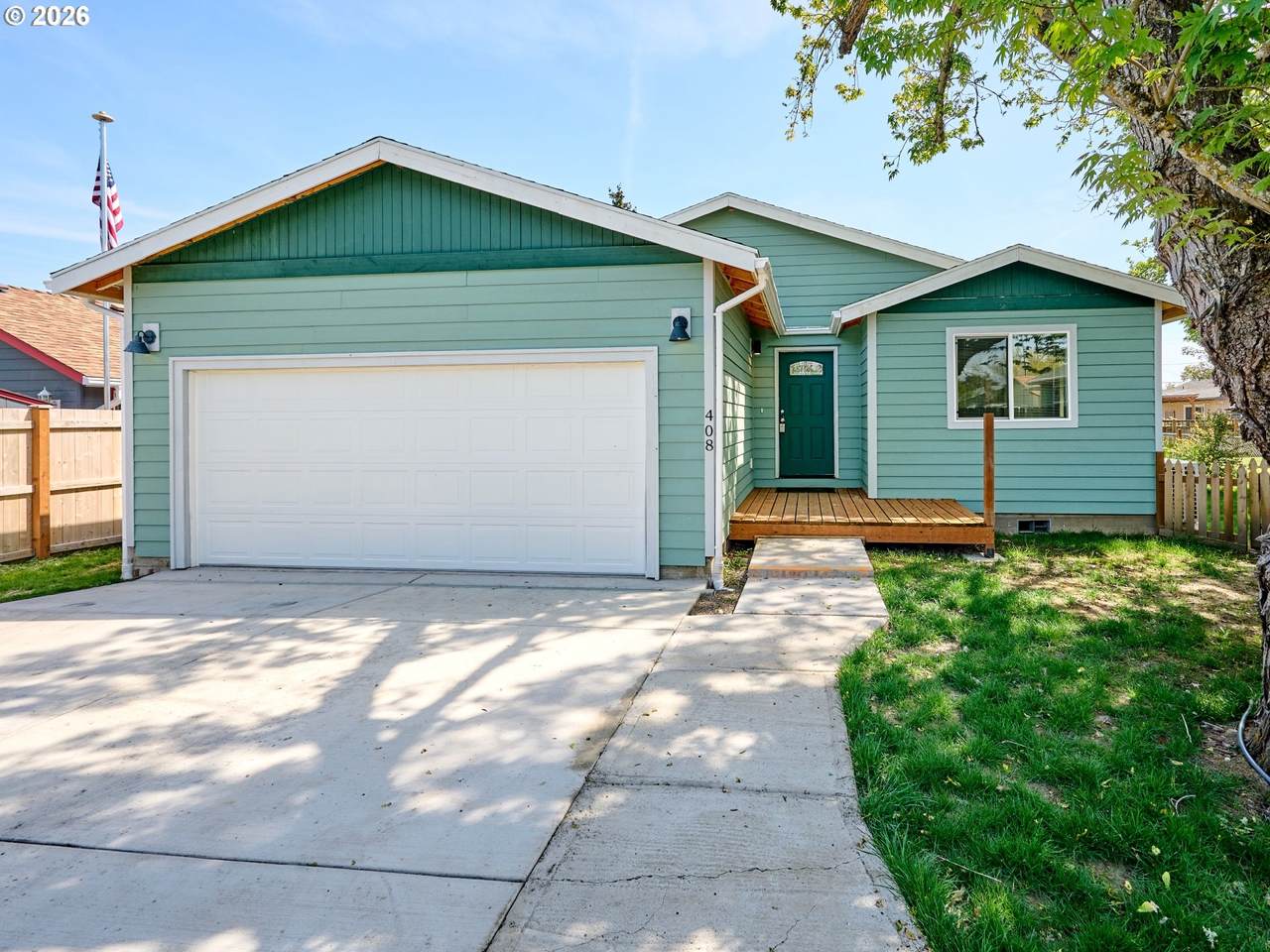 408 Clara Ct - Photo 1