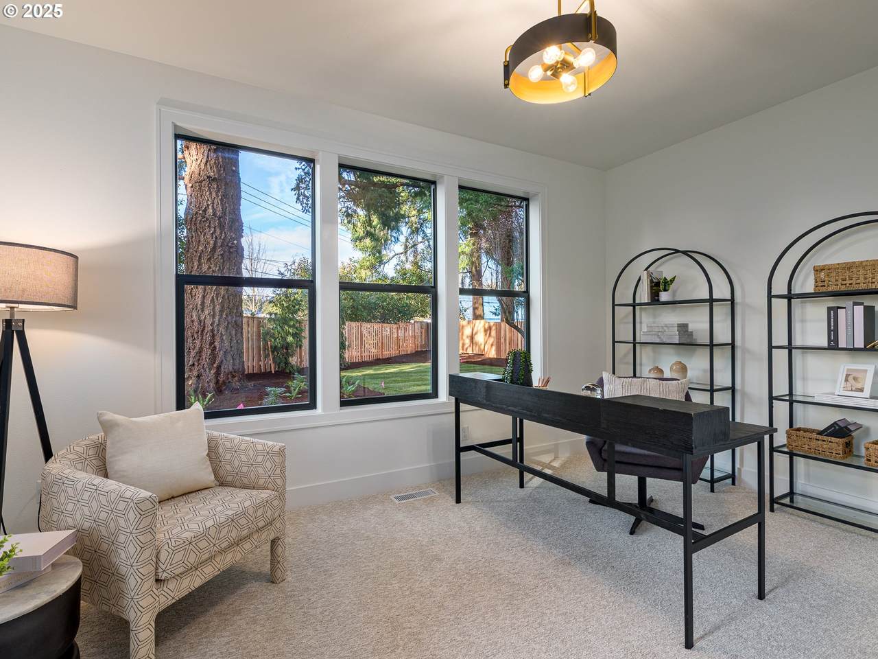 https://bt-photos.global.ssl.fastly.net/portland/1280_boomver_1_488343432-2.jpg