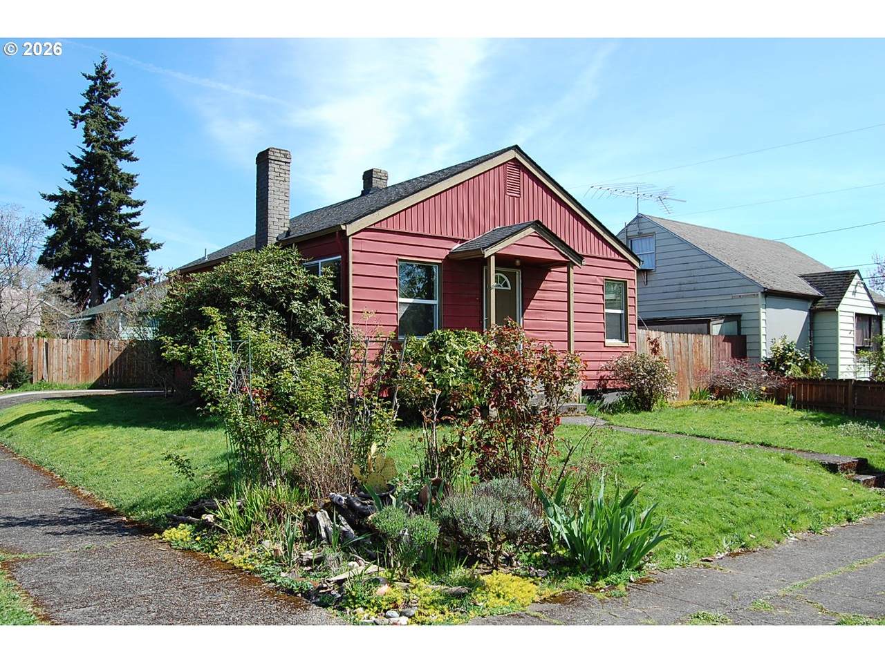 2715 Grant St - Photo 1