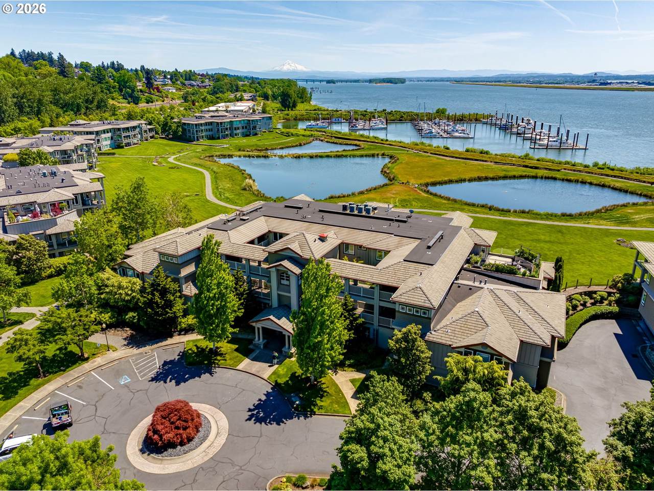 https://bt-photos.global.ssl.fastly.net/portland/1280_boomver_1_489384691-2.jpg