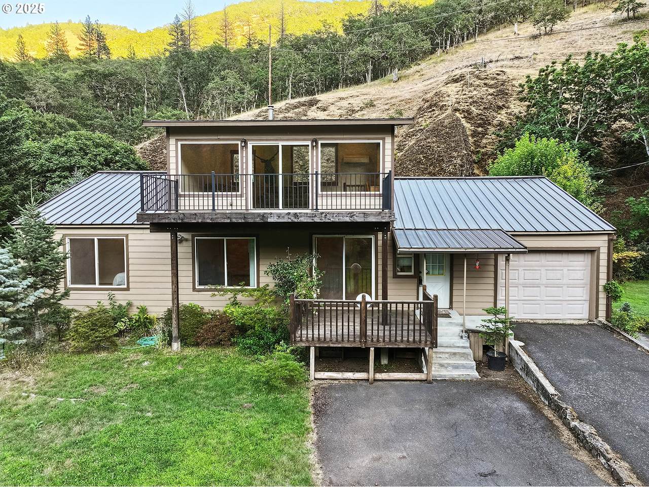 850 Highway 142 - Photo 1