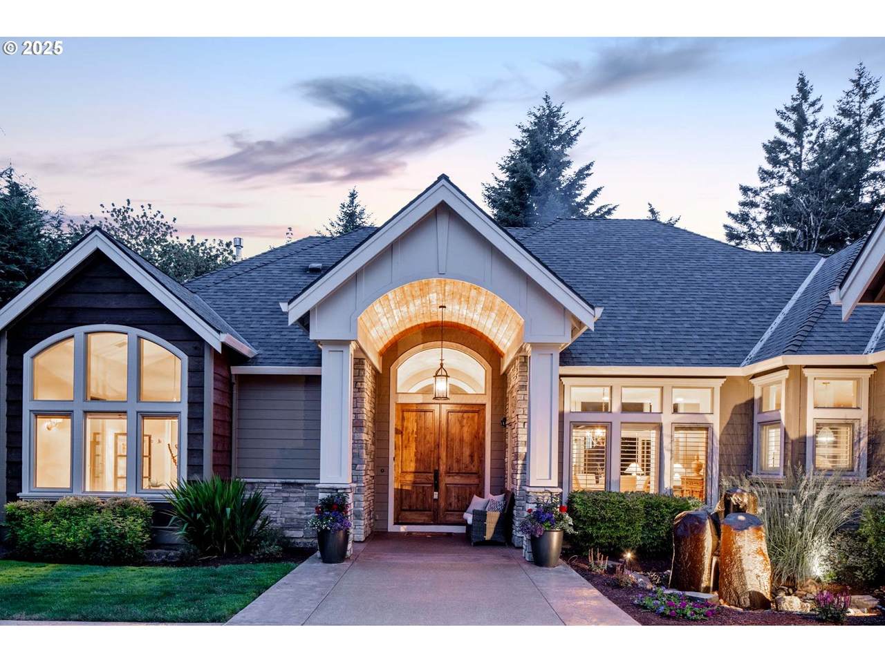 https://bt-photos.global.ssl.fastly.net/portland/1280_boomver_1_490655778-2.jpg