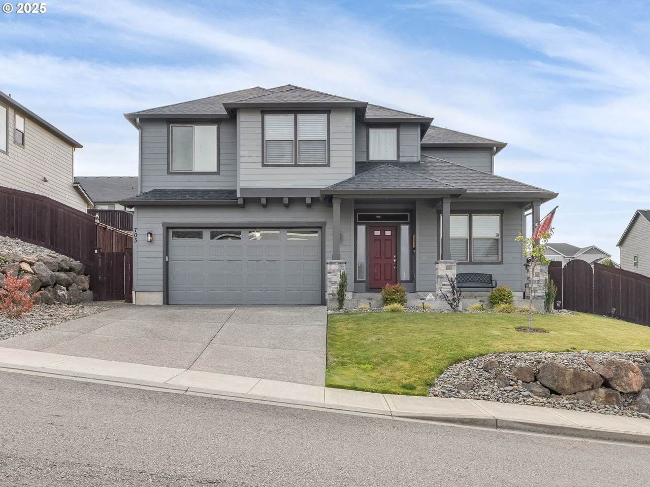 703 Tanoak Ave - Photo 1