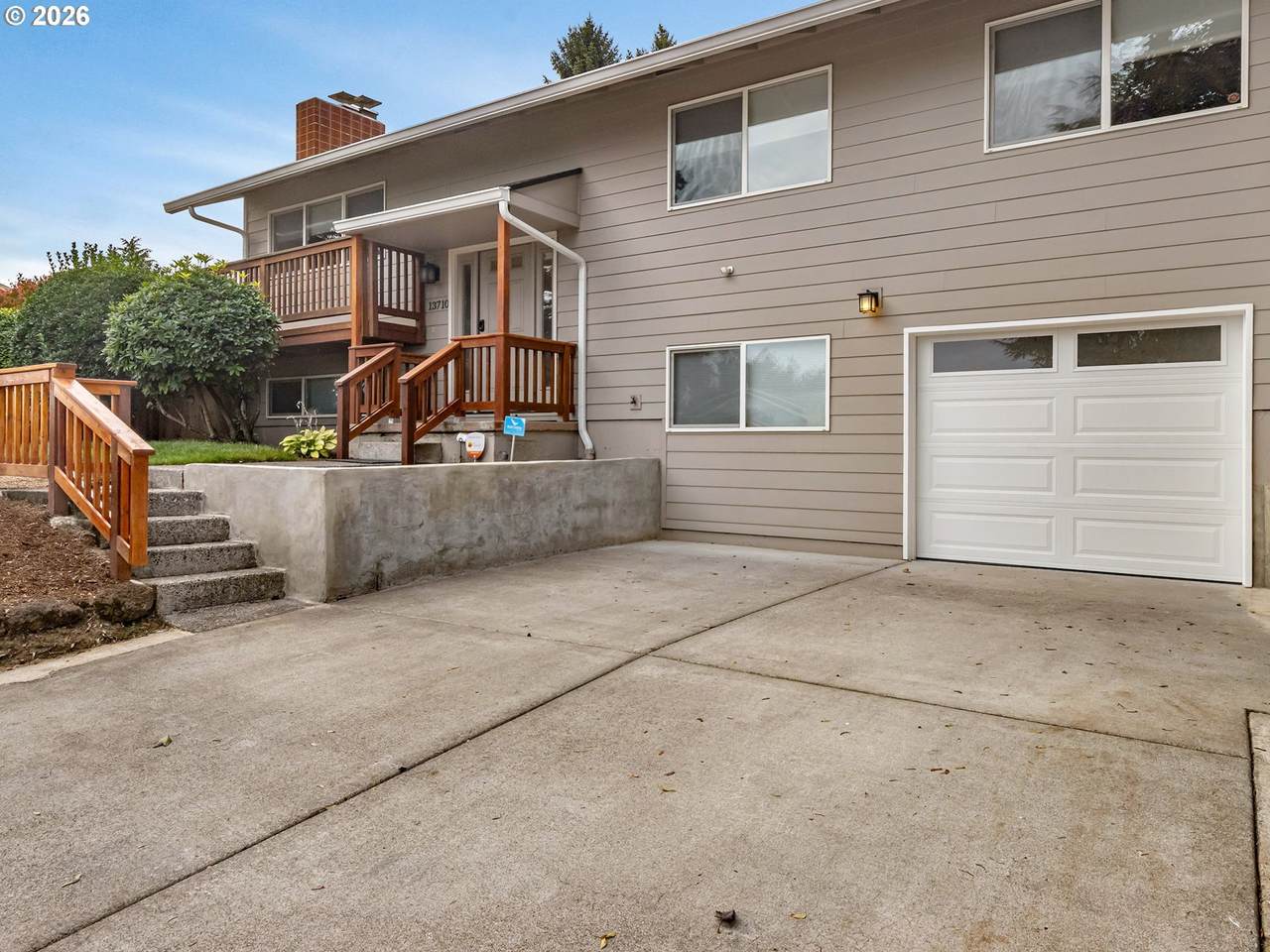 https://bt-photos.global.ssl.fastly.net/portland/1280_boomver_1_492659520-2.jpg