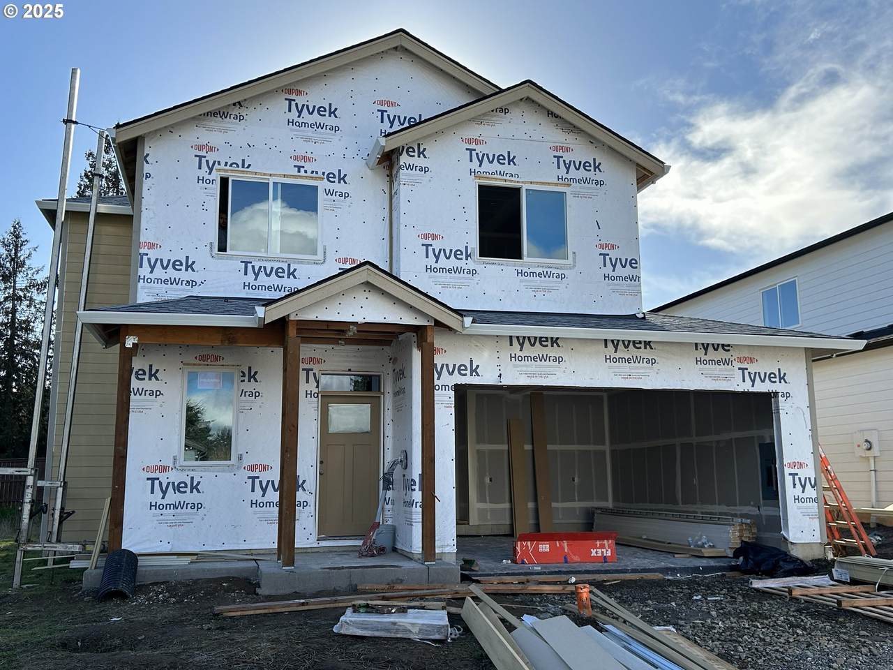 5007 71st St - Photo 1