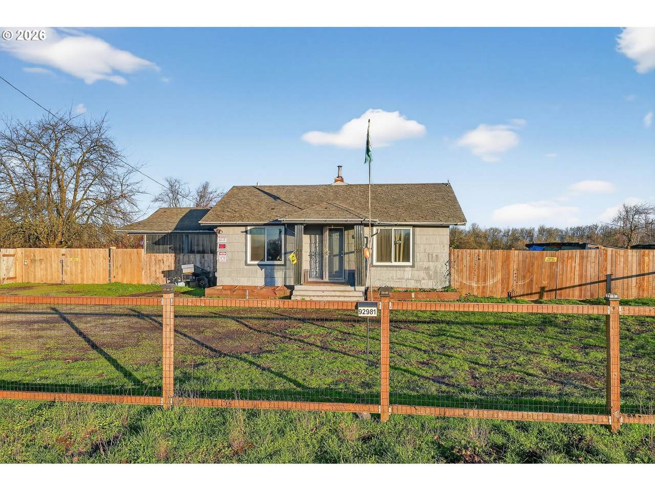 92981 Prairie Rd - Photo 1