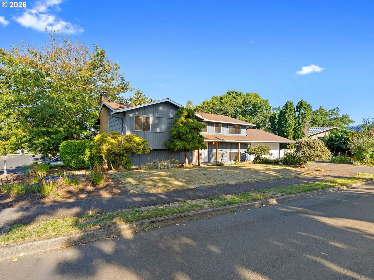 https://bt-photos.global.ssl.fastly.net/portland/1280_boomver_1_494478650-2.jpg