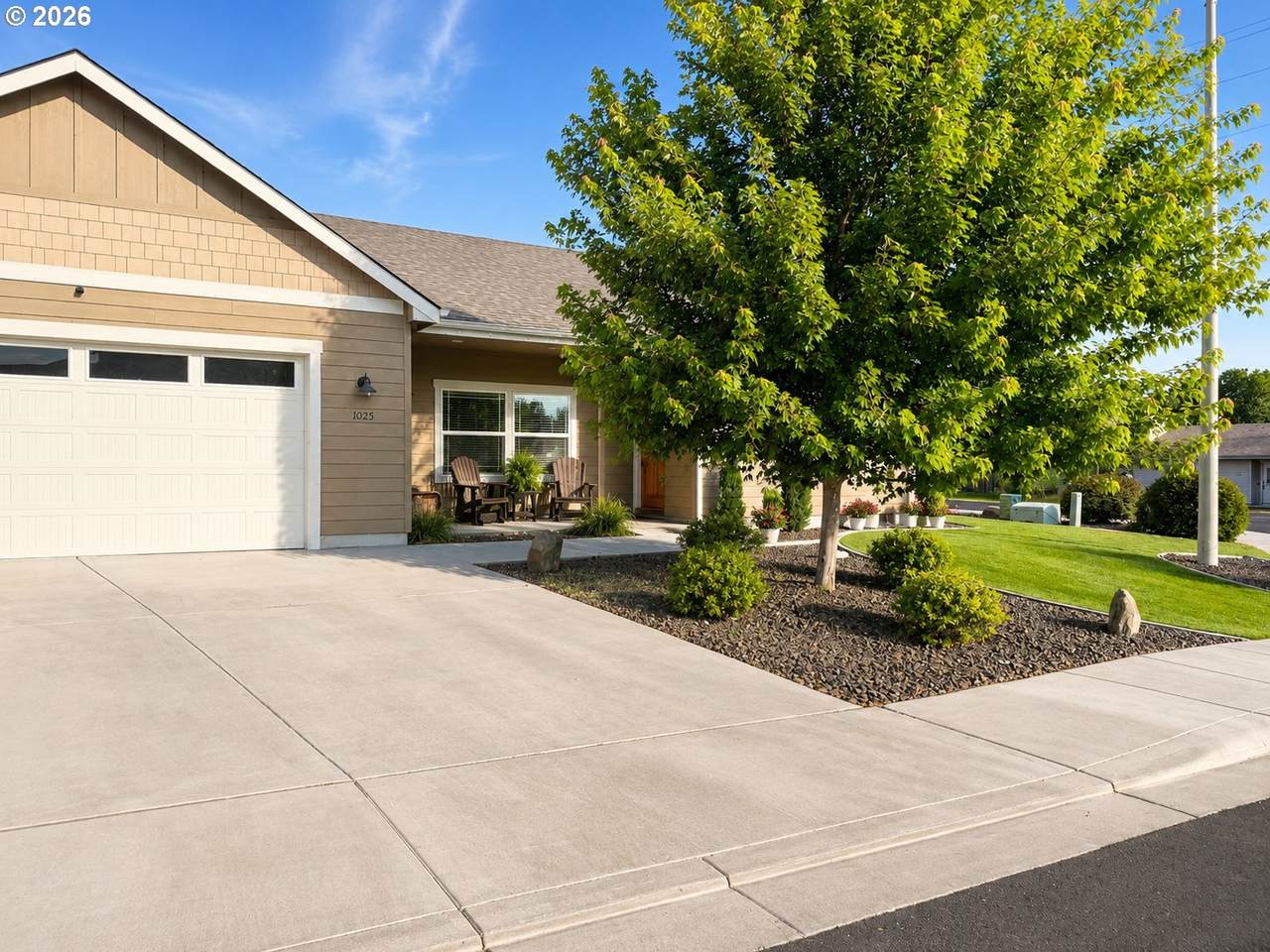 1023 Coyote Dr - Photo 1