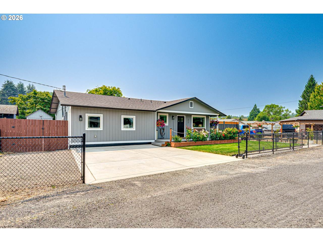 353 Shear St - Photo 1