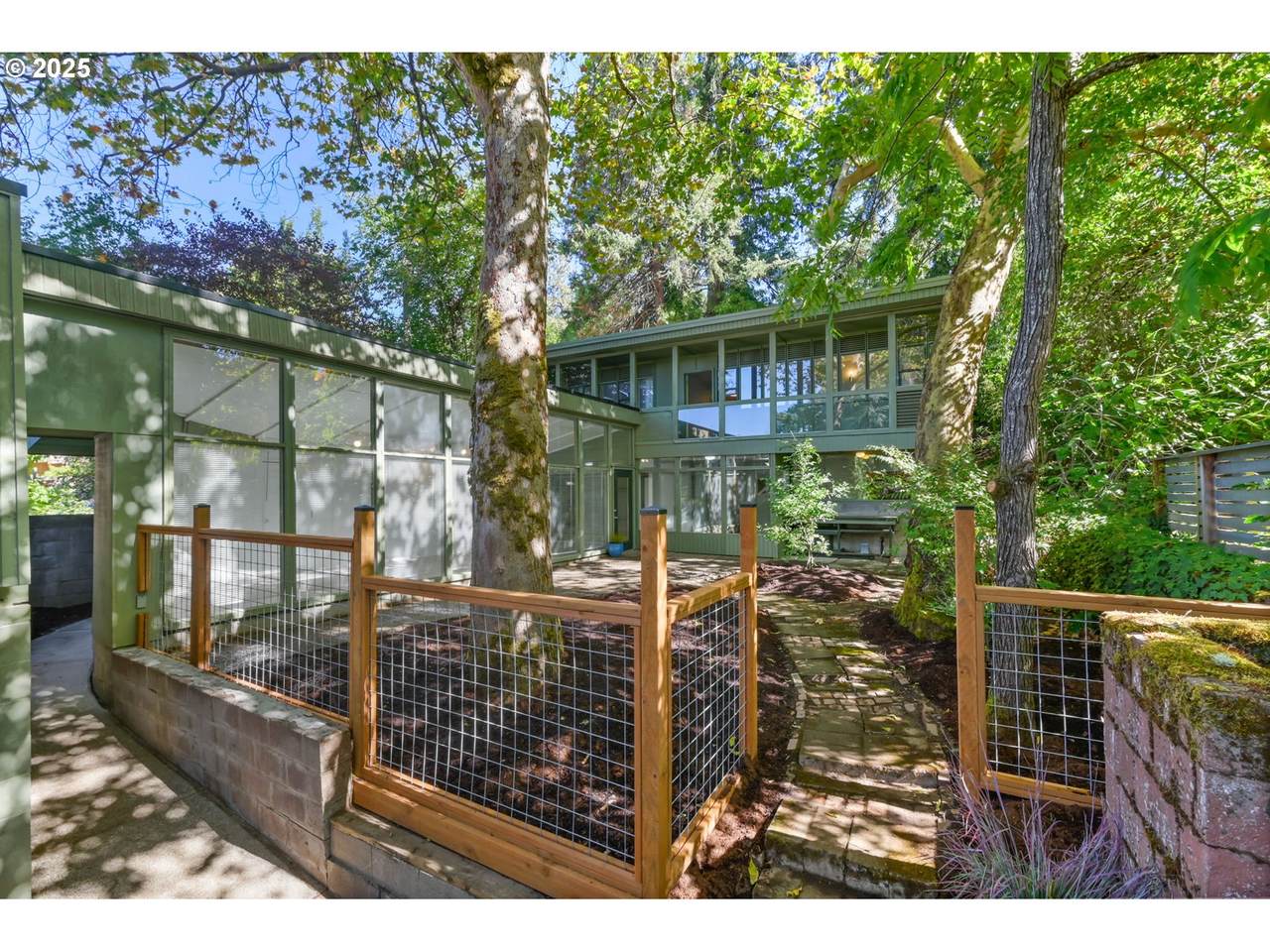 2350 Columbia St - Photo 1