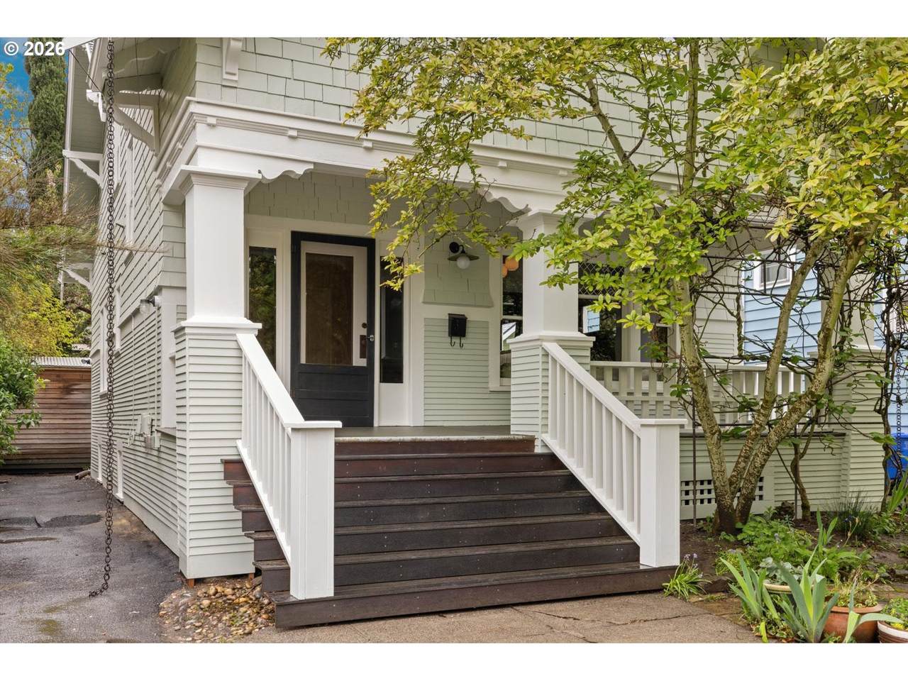 https://bt-photos.global.ssl.fastly.net/portland/1280_boomver_1_495454436-2.jpg