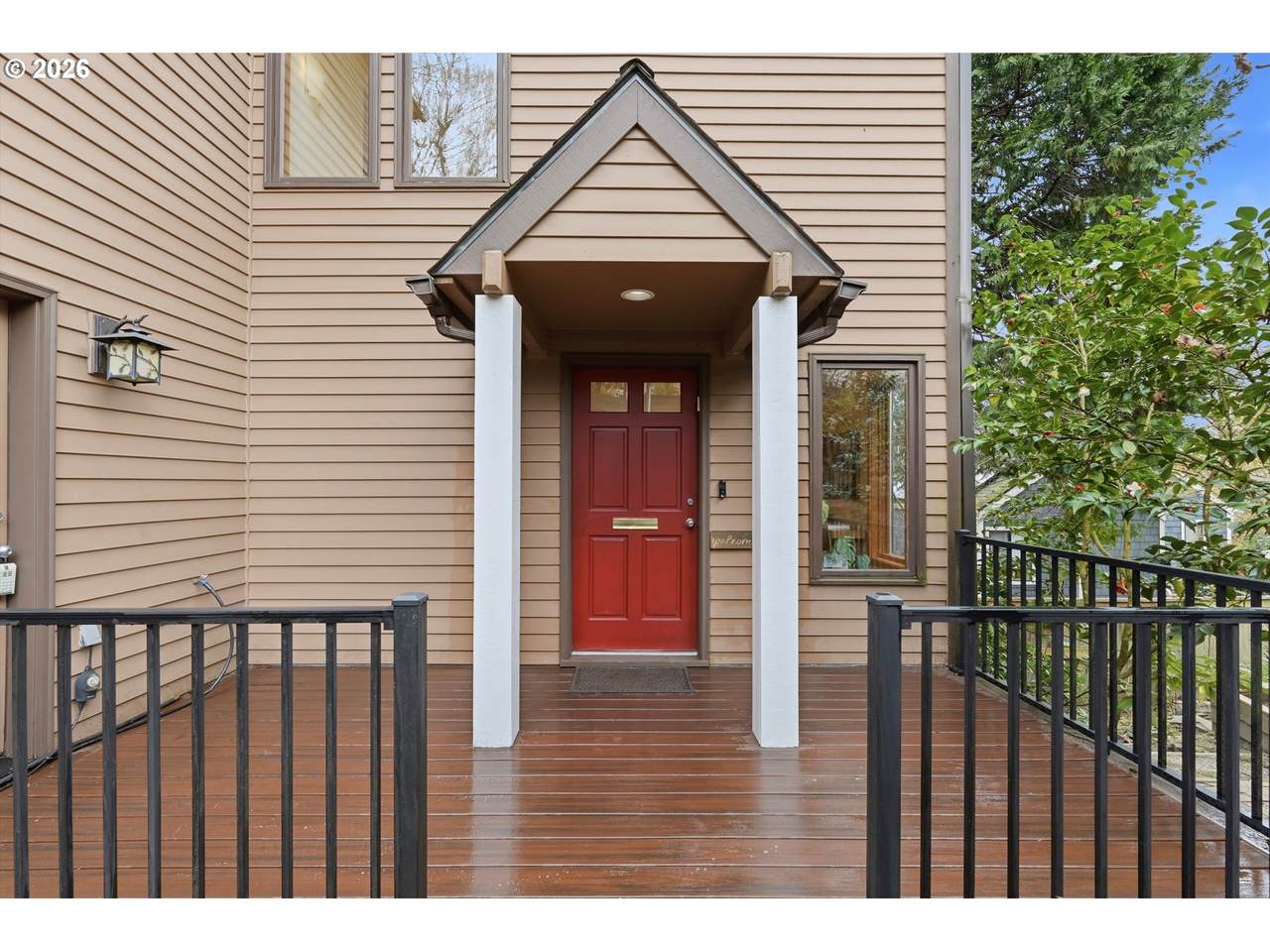 2935 Thurman St - Photo 1