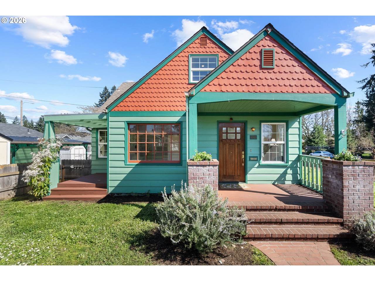 4301 Washington St - Photo 1