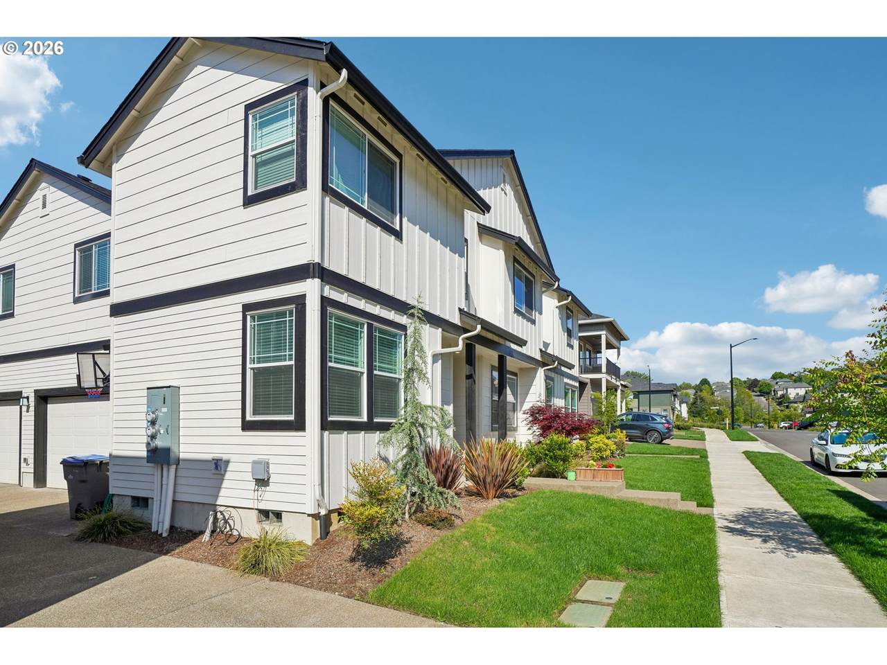 https://bt-photos.global.ssl.fastly.net/portland/1280_boomver_1_496116557-2.jpg