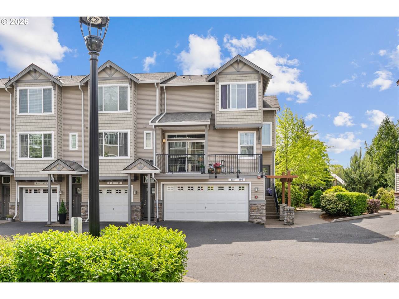 818 118TH Ave - Photo 1