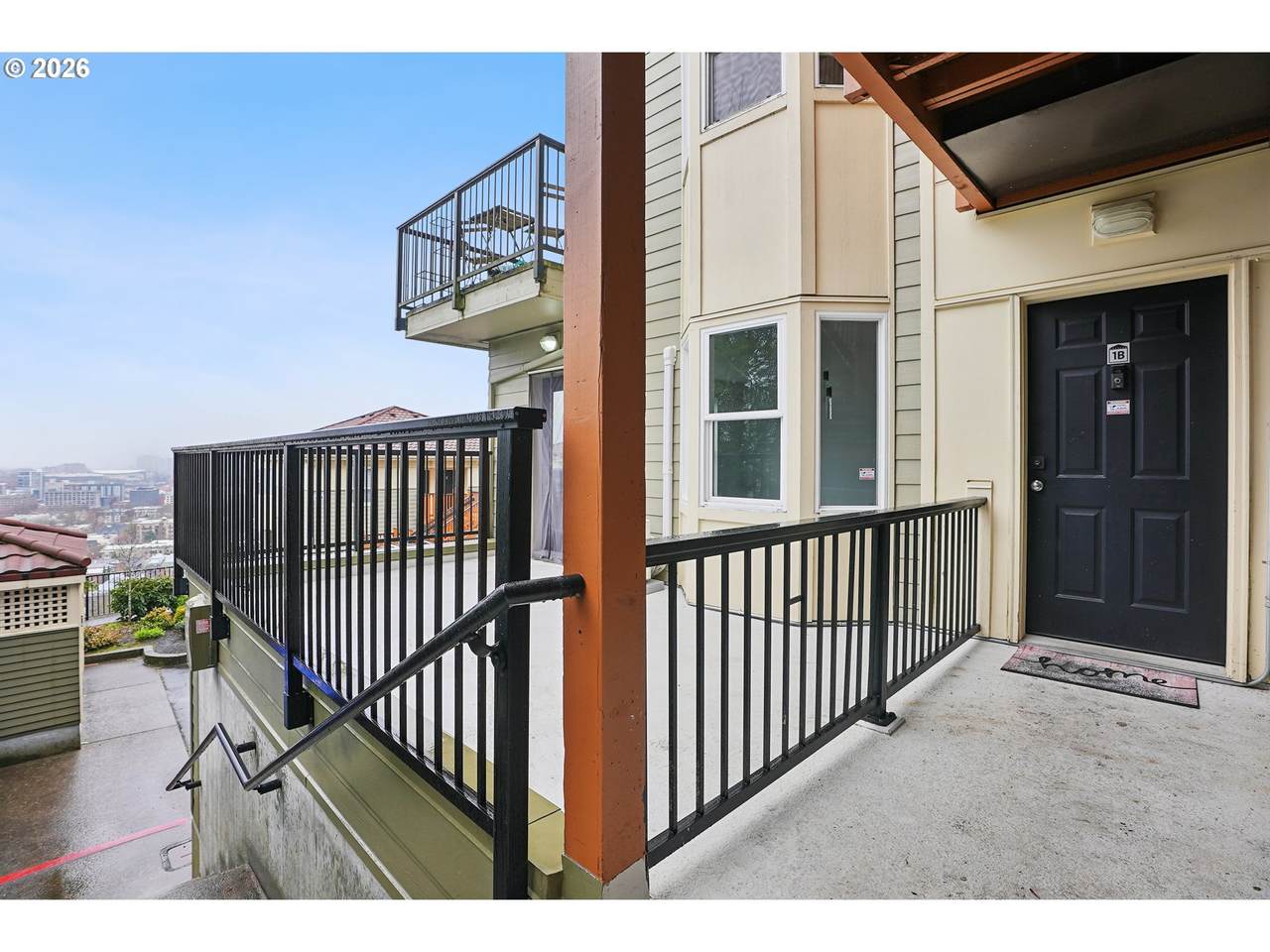 423 Uptown Ter - Photo 1