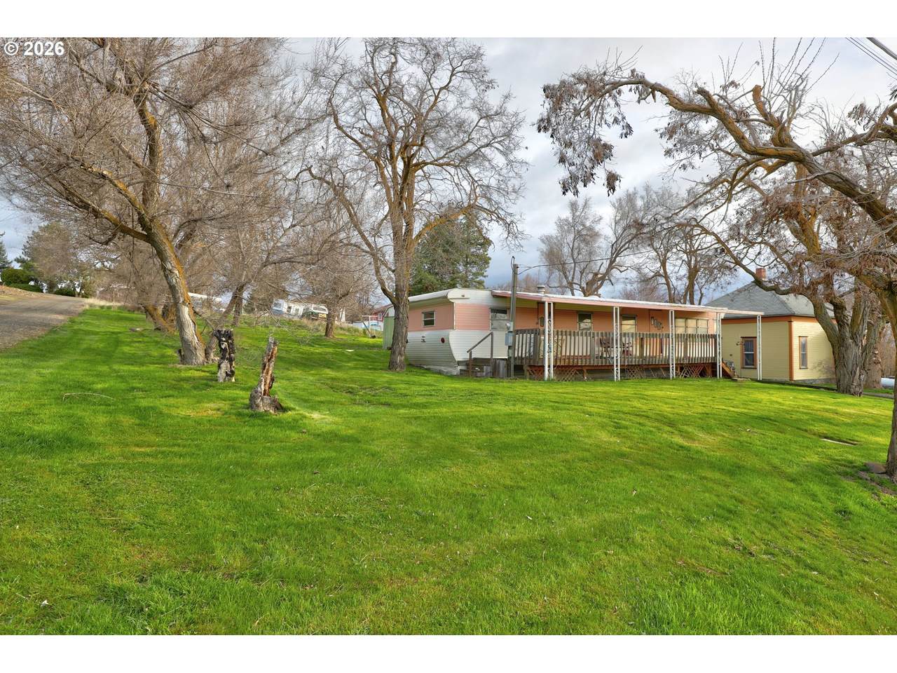 400 Lincoln St - Photo 1