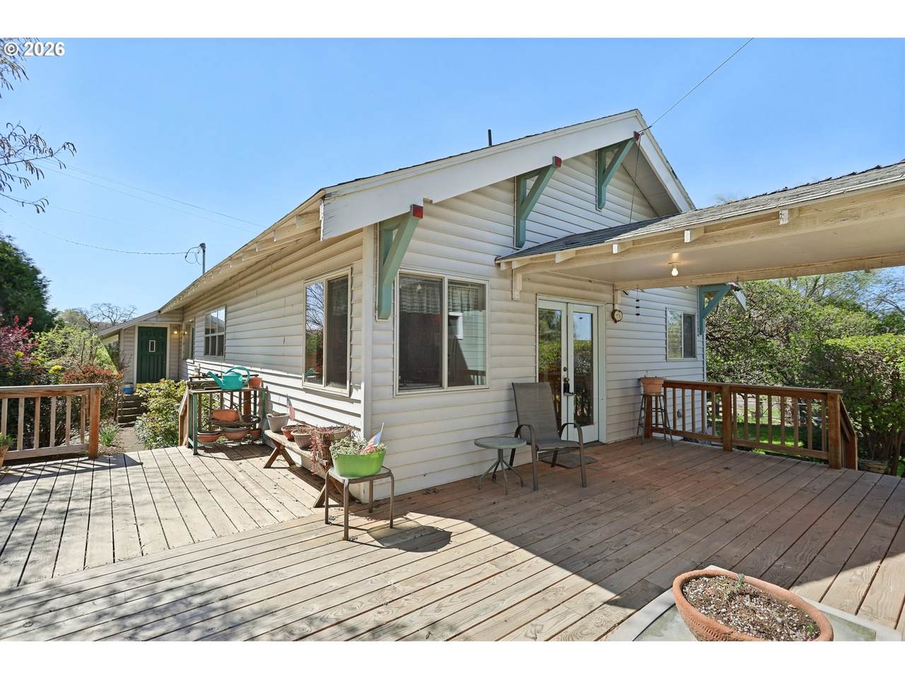 1116 Mcpherson St - Photo 1