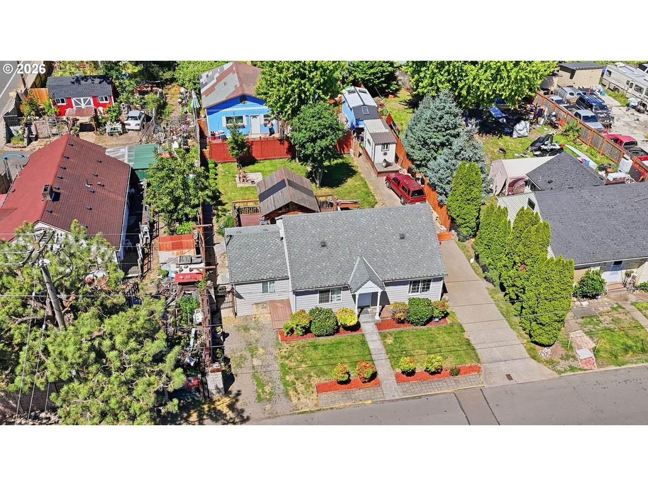 https://bt-photos.global.ssl.fastly.net/portland/1280_boomver_1_498772327-2.jpg