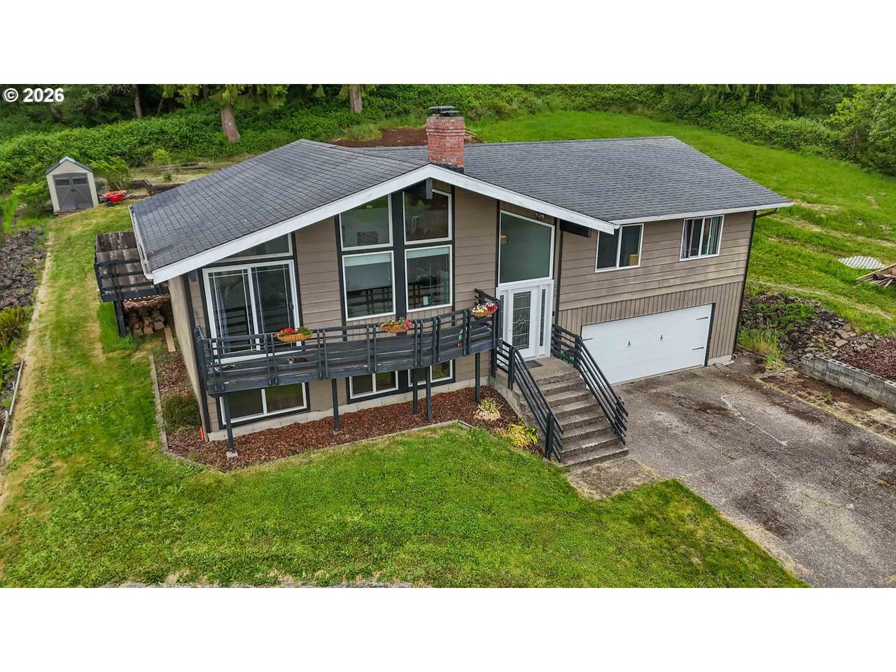 209 Curtis Dr - Photo 1
