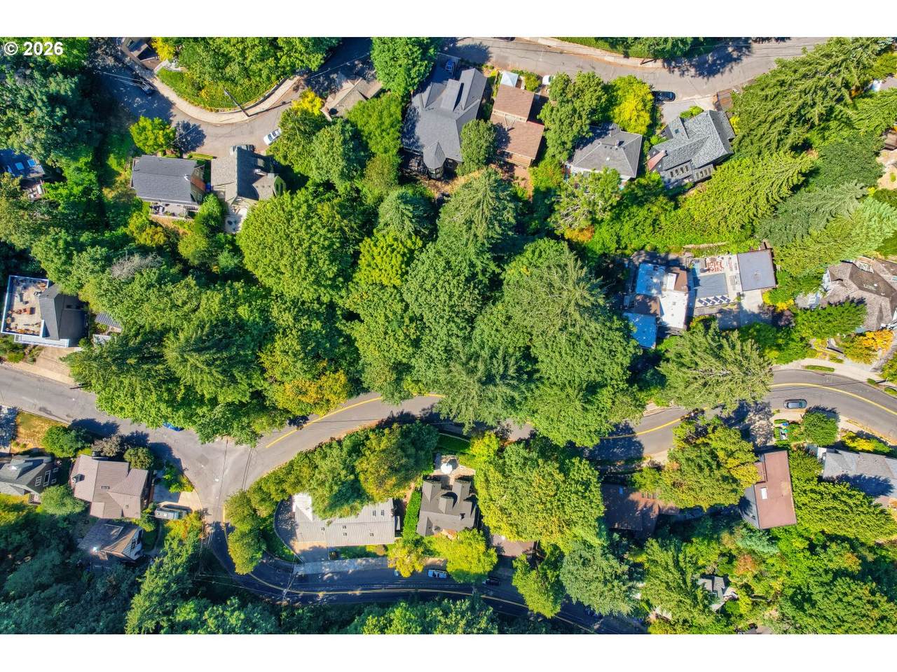  Fairview Blvd - Photo 1