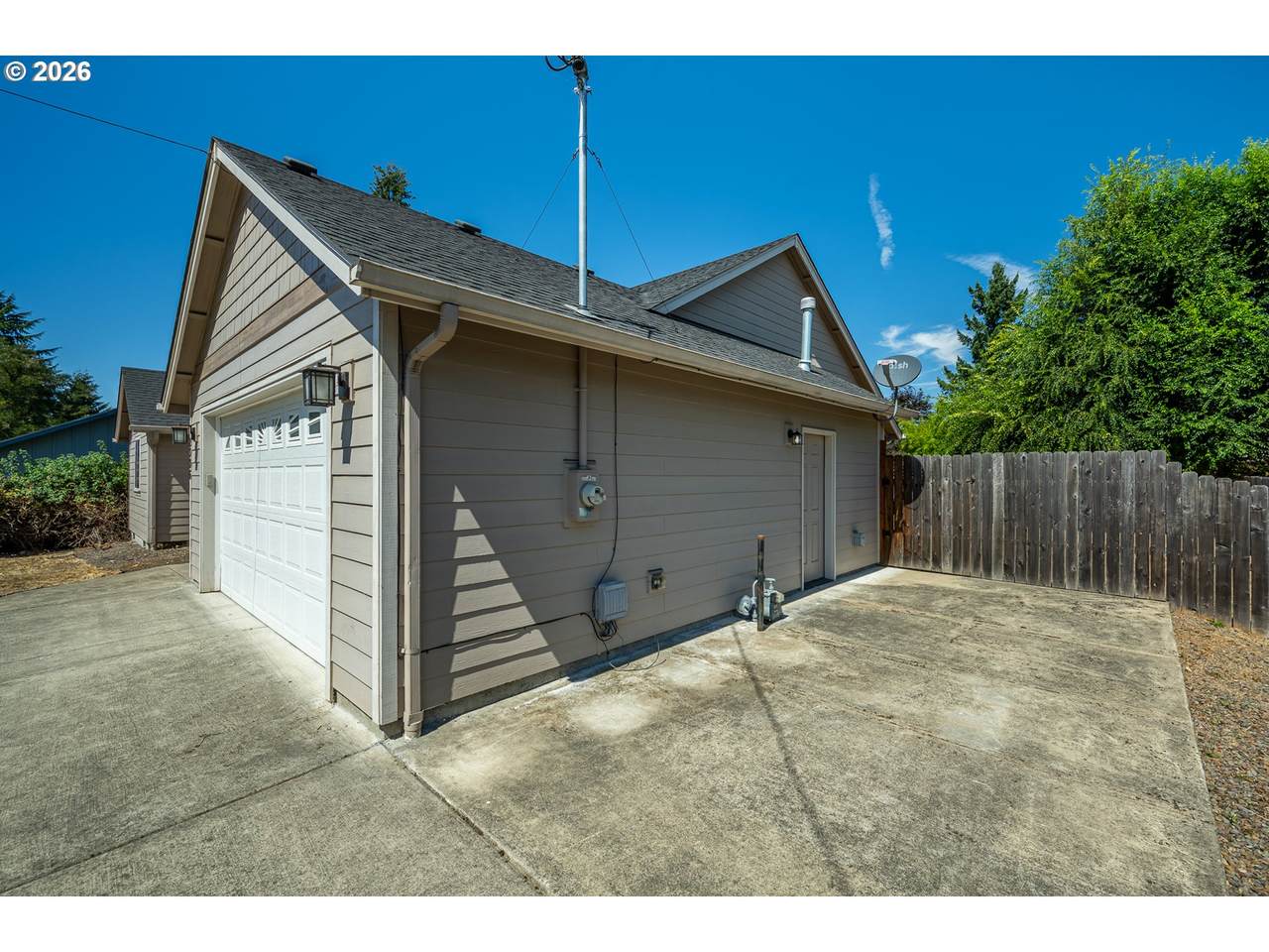 https://bt-photos.global.ssl.fastly.net/portland/1280_boomver_1_502436022-2.jpg