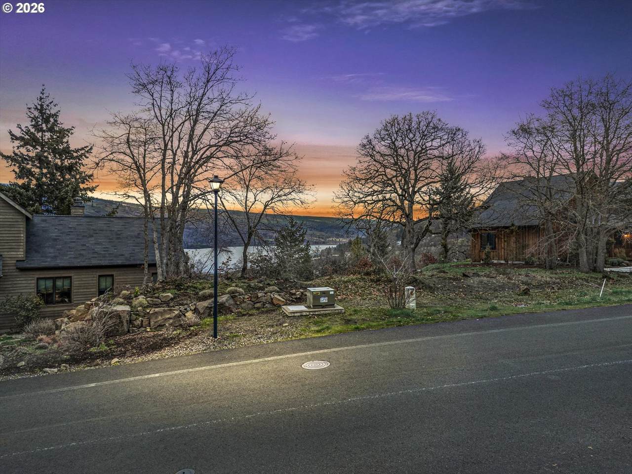 https://bt-photos.global.ssl.fastly.net/portland/1280_boomver_1_502792152-2.jpg