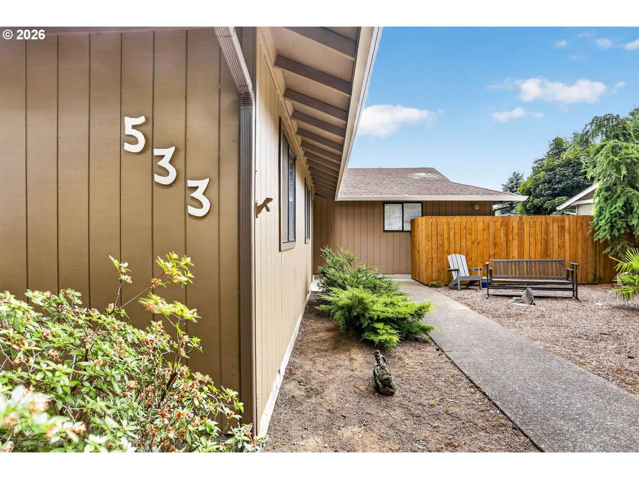 https://bt-photos.global.ssl.fastly.net/portland/1280_boomver_1_505778207-2.jpg