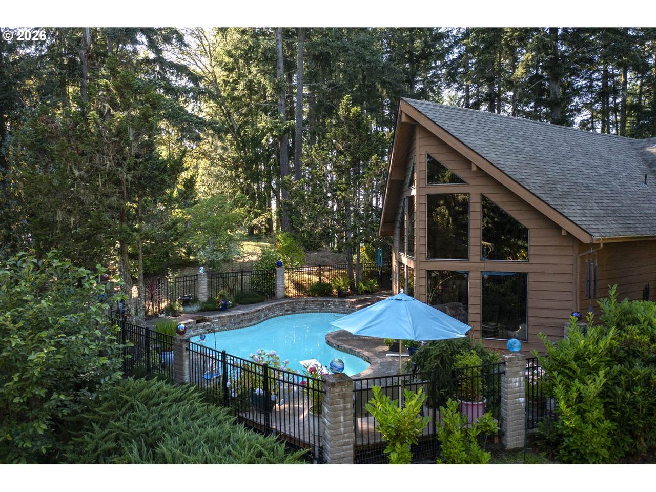 https://bt-photos.global.ssl.fastly.net/portland/1280_boomver_1_505798413-2.jpg