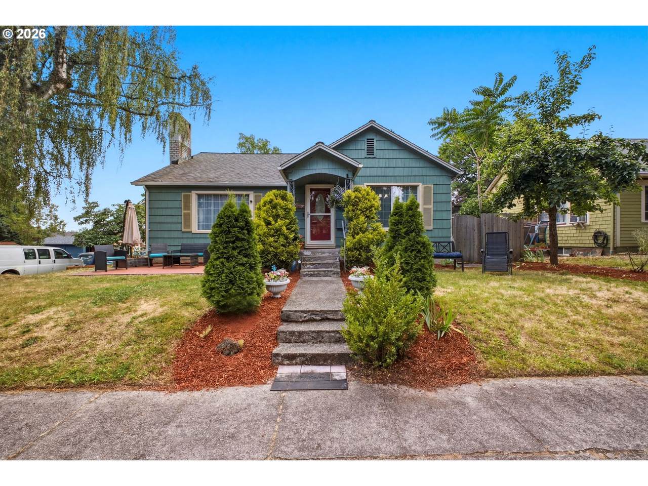 1900 F St - Photo 1