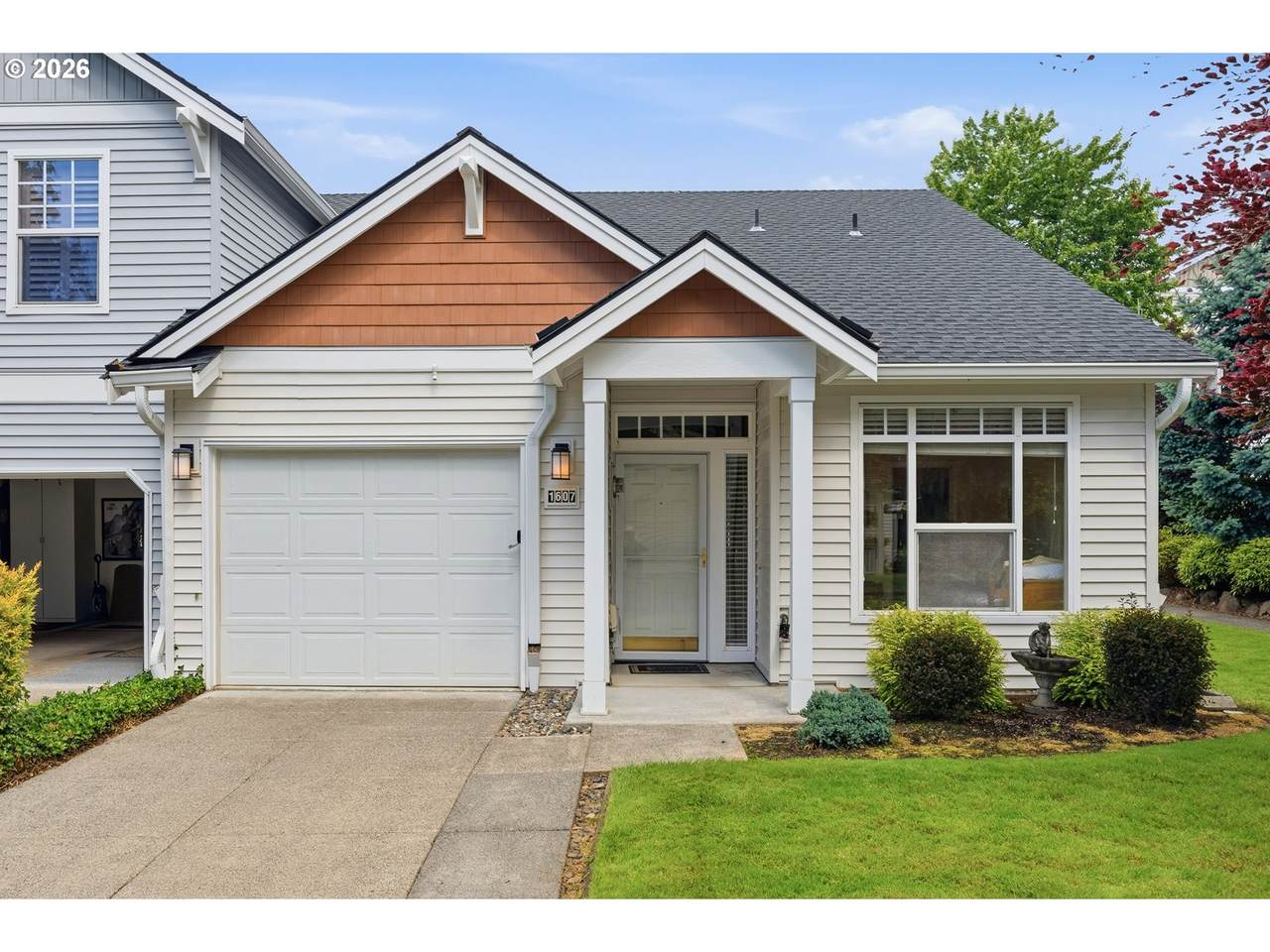 1607 88TH Ave - Photo 1