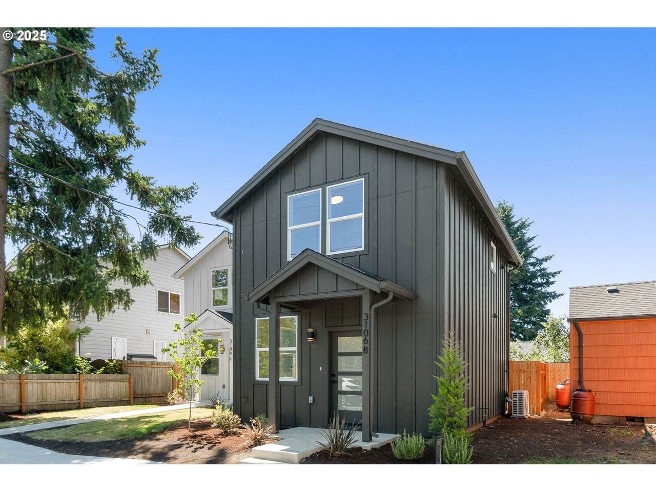 3106 79 - Tibbetts St - Photo 1