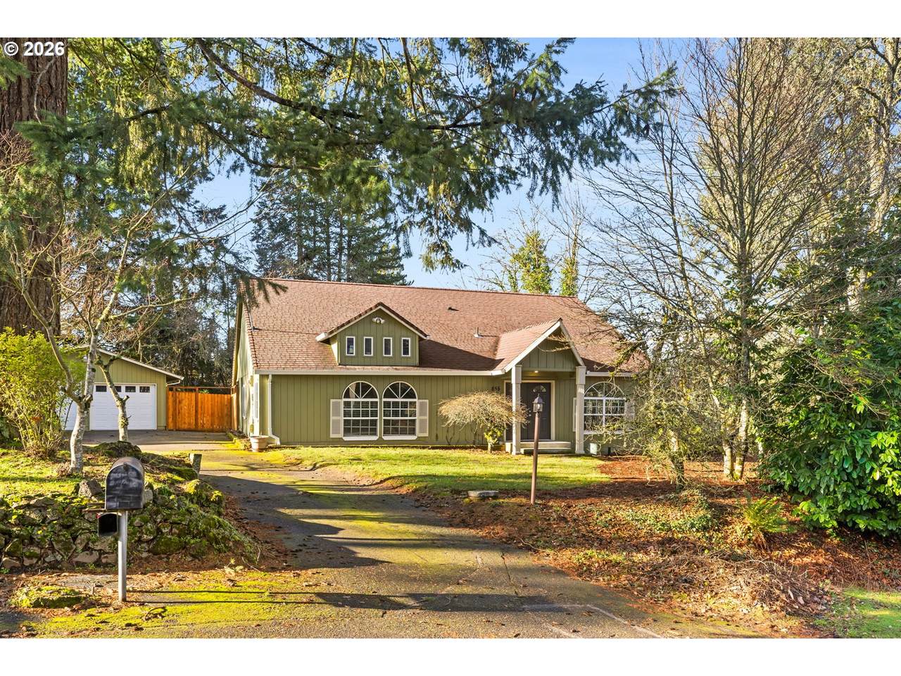 855 114TH Ave - Photo 1