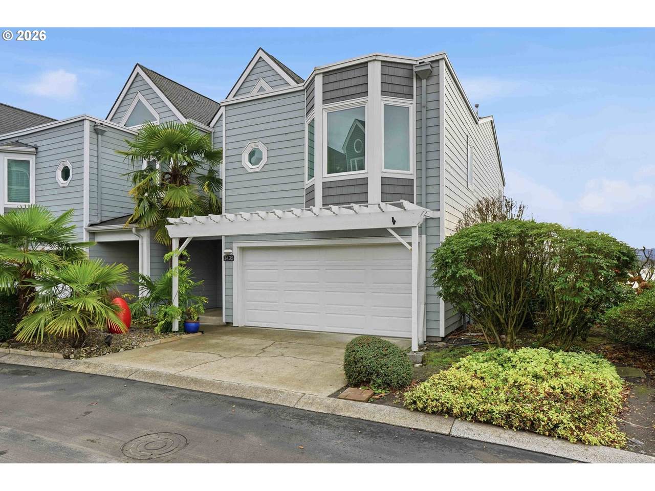 1435 Columbia Way - Photo 1